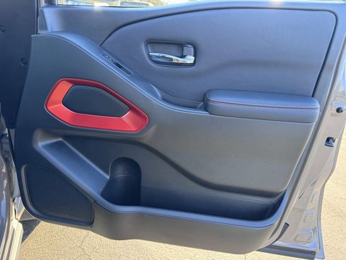 Used 2023 Nissan Frontier PRO-4X w/ Tow Package image 24