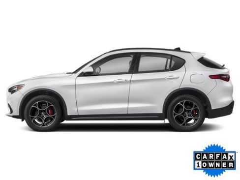 Used 2022 Alfa Romeo Stelvio Ti AWD/4WD image 22