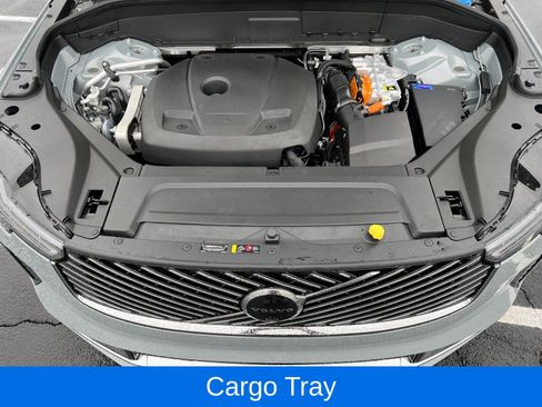 Used 2026 Volvo XC90 T8 Plus w/ Protection Package Premier AWD/4WD image 38