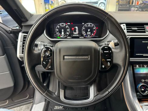 Used 2019 Land Rover Range Rover Sport HSE Dynamic image 15