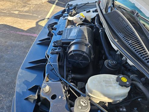 Used 2015 Chevrolet Express 2500 Extended RWD image 38