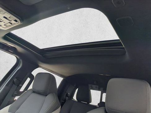 Used 2024 Toyota Tacoma TRD Off-Road w/ TRD Off Road Upgrade Package image 16