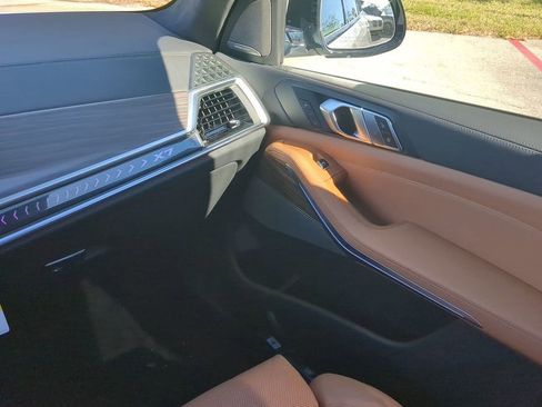 New 2026 BMW X7 xDrive40i w/ M Sport Package image 17