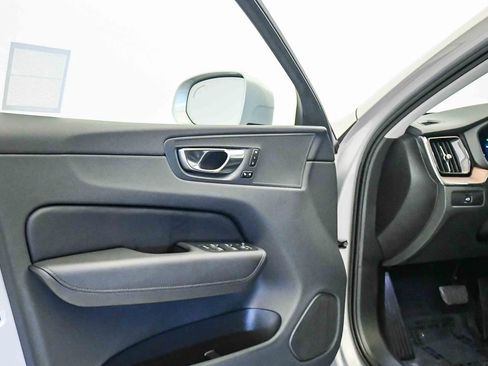 Certified 2023 Volvo XC60 B5 Plus w/ Climate Package AWD/4WD image 24