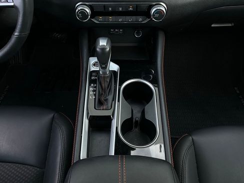 Used 2025 Nissan Altima 2.5 SR image 15