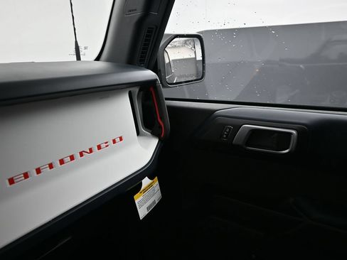 New 2026 Ford Bronco Heritage Edition AWD/4WD image 11
