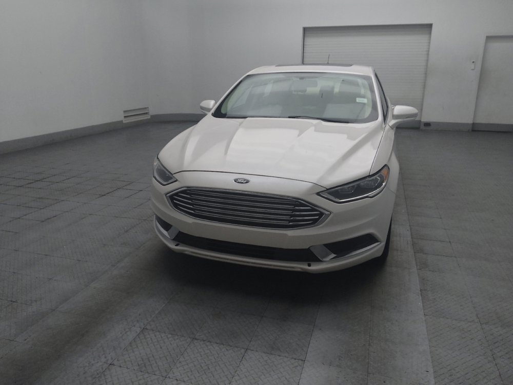Used 2018 Ford Fusion SE w/ Fusion SE Technology Package FWD image 15
