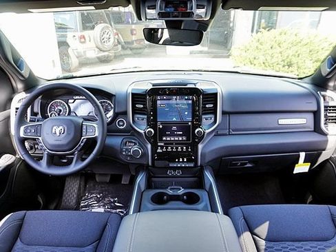 New 2026 RAM 1500 Big Horn AWD/4WD image 24