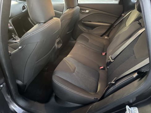 Used 2016 Dodge Dart SXT w/ Sun/Sound Group image 13