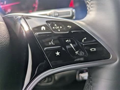 Used 2025 Mercedes-Benz GLE 350 4MATIC image 26