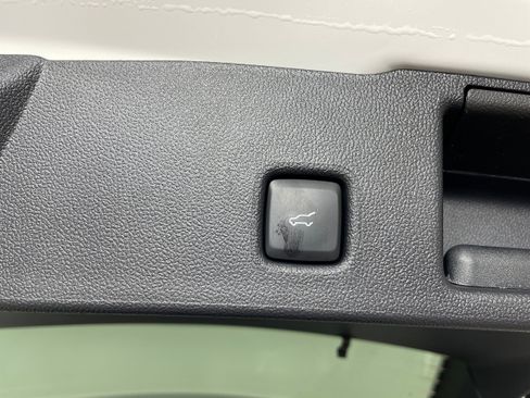 New 2025 Ford Escape SE w/ Class II Trailer Tow Package image 22