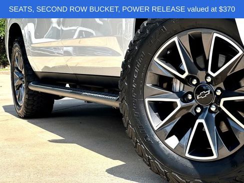 Used 2023 Chevrolet Suburban Z71 w/ Z71 Off-Road Package AWD/4WD image 6