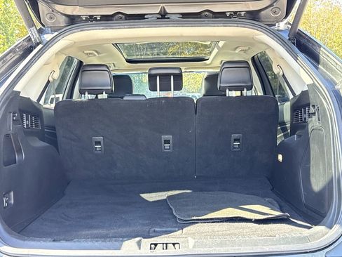 Used 2020 Ford Edge Titanium w/ Equipment Group 301A image 16