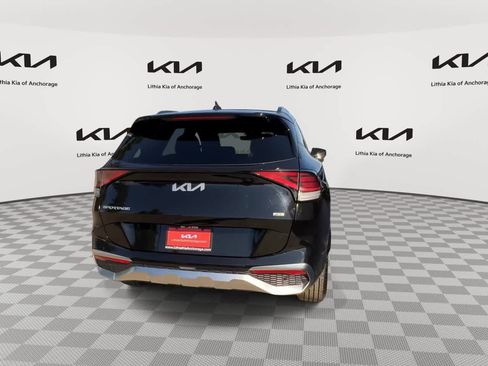 Certified 2025 Kia Sportage SX AWD/4WD image 7