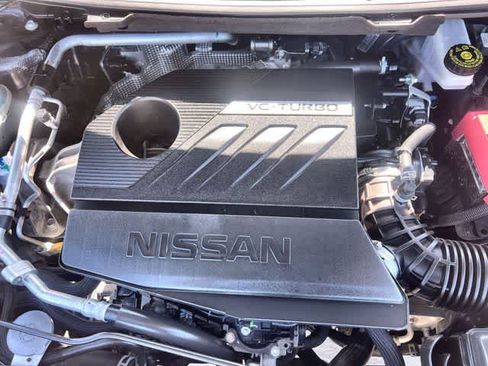 Used 2025 Nissan Rogue SV AWD/4WD image 10