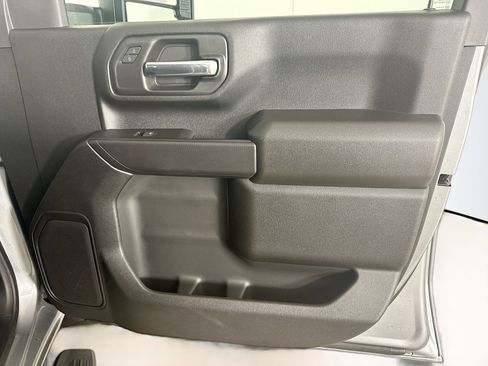 Used 2026 Chevrolet Silverado 2500 Custom w/ Custom Convenience Package AWD/4WD image 30