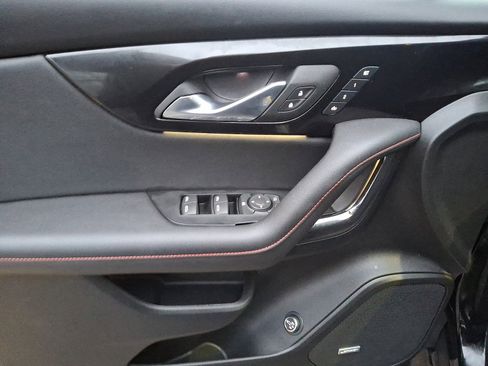 Used 2025 Chevrolet Blazer RS w/ Driver Confidence II Package image 12