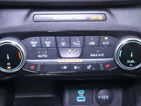 Used 2022 Ford Escape SEL image 32