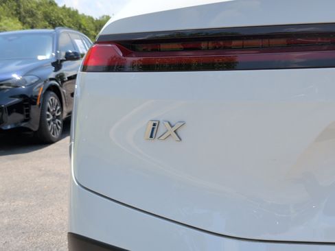 Certified 2024 BMW iX xDrive50 w/ Convenience Package AWD/4WD image 12
