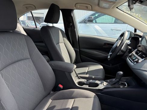 Used 2023 Toyota Corolla LE FWD image 7