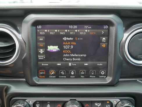 Used 2023 Jeep Wrangler Unlimited Rubicon 392 w/ Xtreme Recon 35" Tire Package AWD/4WD image 22