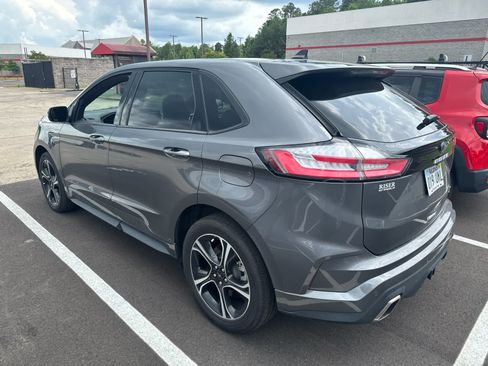 Used 2023 Ford Edge ST AWD/4WD image 3