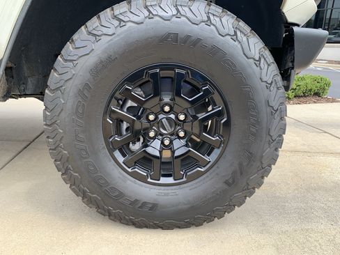 Used 2025 Ford Bronco Raptor AWD/4WD image 13