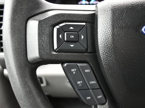 Used 2018 Ford F250 XL w/ Power Equipment Group image 15