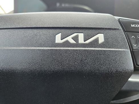 Used 2025 Kia K4 FWD image 24