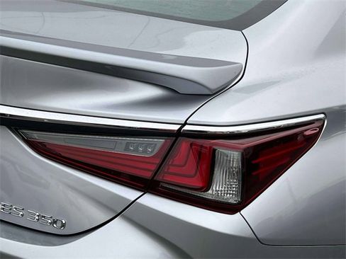 Certified 2023 Lexus ES 350 w/ Premium Package image 16