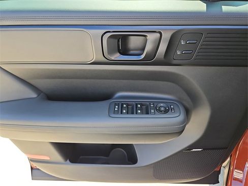 Used 2024 Hyundai Santa Fe Calligraphy image 12