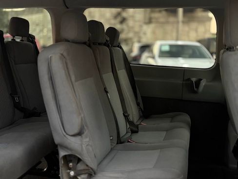 Used 2015 Ford Transit 150 XLT image 32