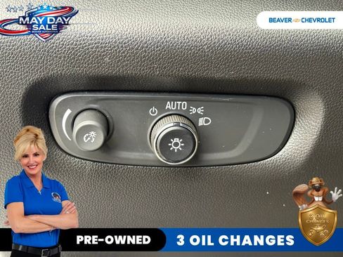 Used 2023 Chevrolet Traverse LT AWD/4WD image 33