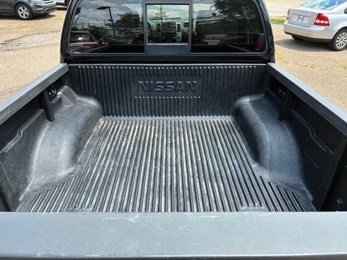 Used 2019 Nissan Frontier SV AWD/4WD image 9