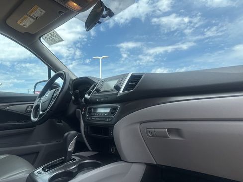 Used 2018 Honda Ridgeline RTL image 24