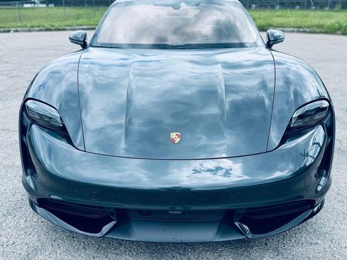 Used 2020 Porsche Taycan Turbo S AWD/4WD image 10