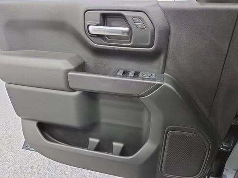 Used 2019 Chevrolet Silverado 1500 Custom w/ Custom Value Package image 28