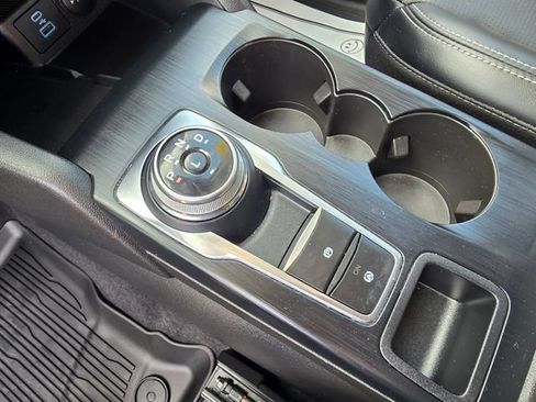 Used 2023 Ford Escape Platinum AWD/4WD image 19