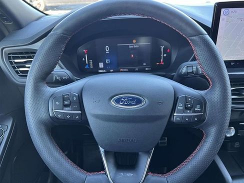 Certified 2024 Ford Escape ST-Line Select w/ Tech Pack #1 AWD/4WD image 21