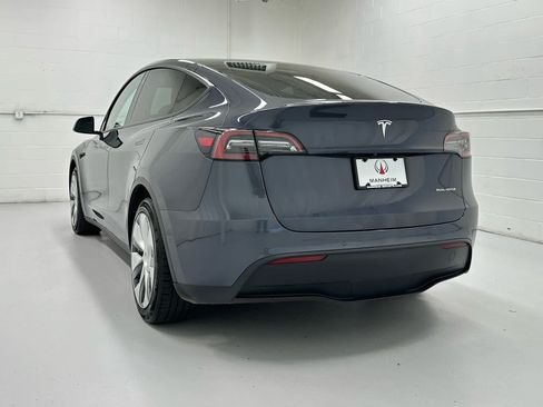 Used 2021 Tesla Model Y Long Range AWD/4WD image 8