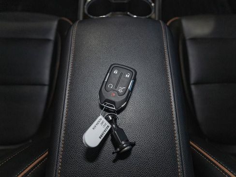 Used 2021 GMC Acadia AT4 w/ Trailering Package AWD/4WD image 28