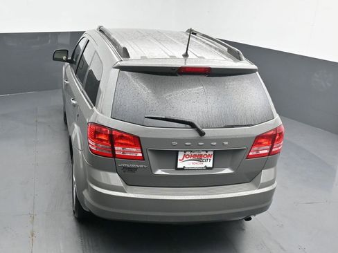 Used 2019 Dodge Journey SE image 33