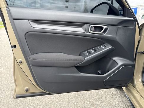 Used 2025 Honda Civic Sport image 21