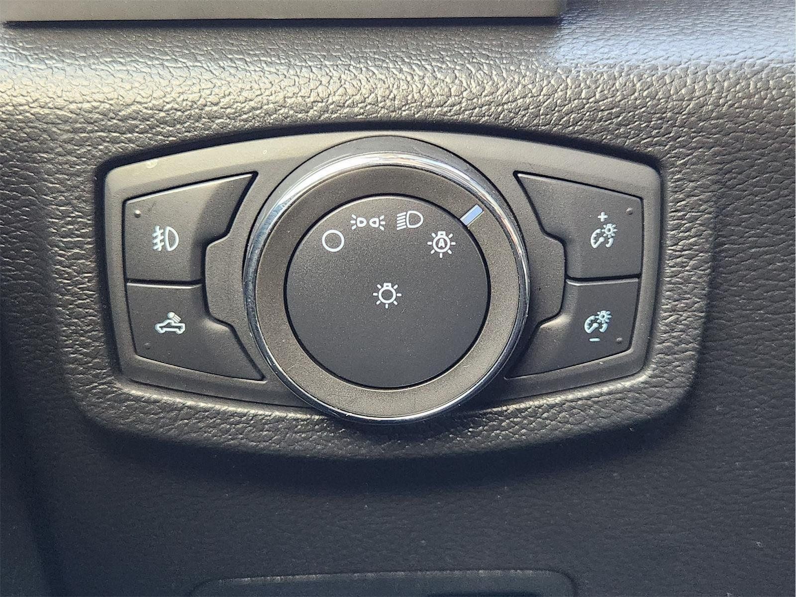 Used 2020 Ford F250 Lariat AWD/4WD image 23
