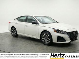 Used 2025 Nissan Altima 2.5 SV video 1