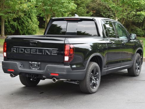 New 2026 Honda Ridgeline Black Edition image 8