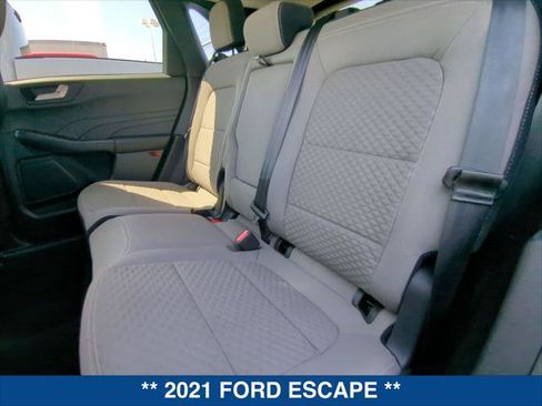 Used 2021 Ford Escape SE FWD image 21