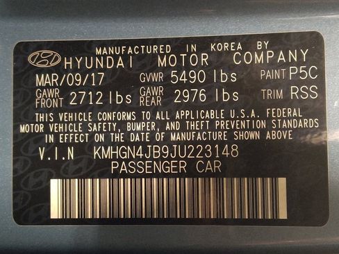 Used 2018 Genesis G80 3.3T Sport image 33