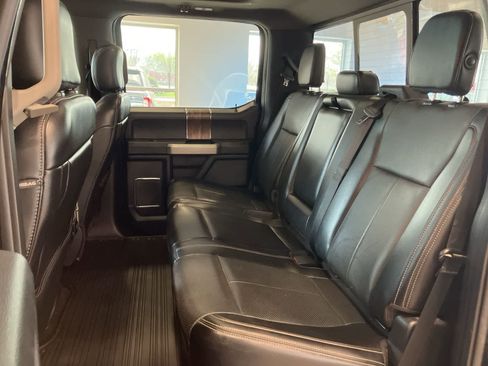 Used 2018 Ford F150 Lariat w/ Equipment Group 502A Luxury AWD/4WD image 34