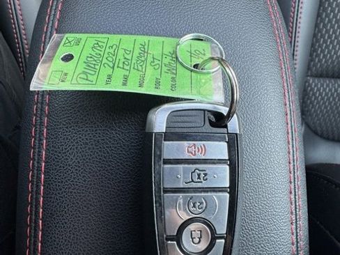 Certified 2023 Ford Escape ST-Line w/ Tech Pack #1 image 35